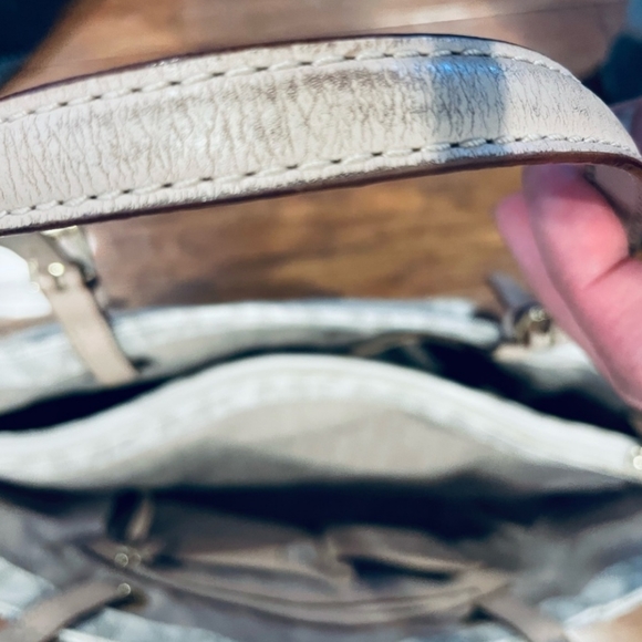 MK Handbag/Tote - Picture 5 of 5